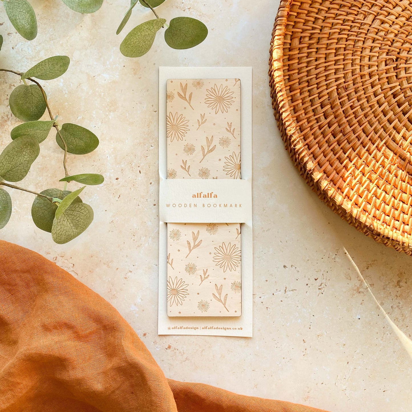 Daisy Wooden Bookmark