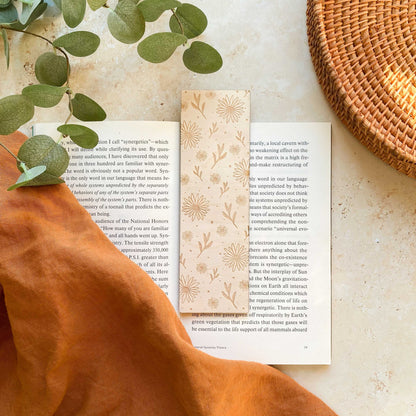 Daisy Wooden Bookmark